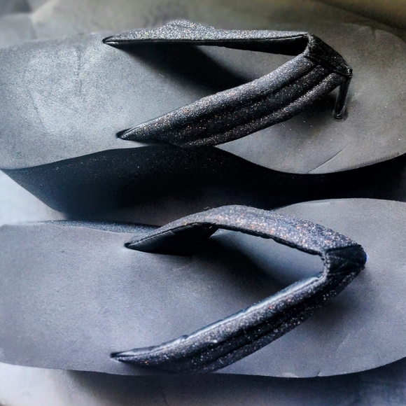 Platform Flip Flops - Picture 4 of 6